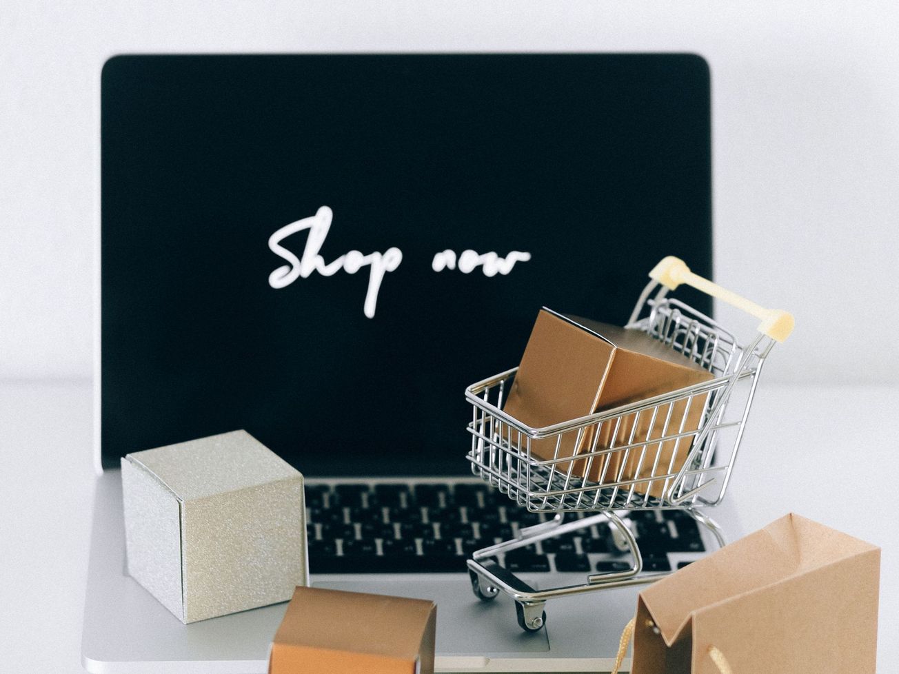 JUDIKATÚRA: Poskytovanie informácií spotrebiteľom pri predaji tovaru cez Amazon