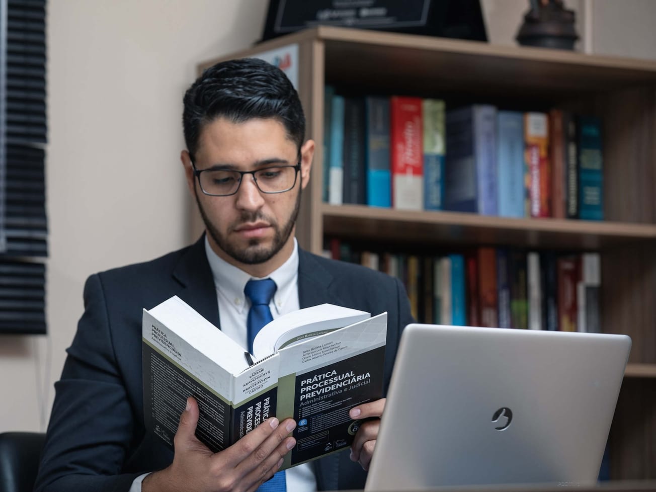 JUDIKATÚRA: Ochrana práv sťažovateľov, ktorých údaje boli zaistené pri prehliadke advokátskej kancelárie