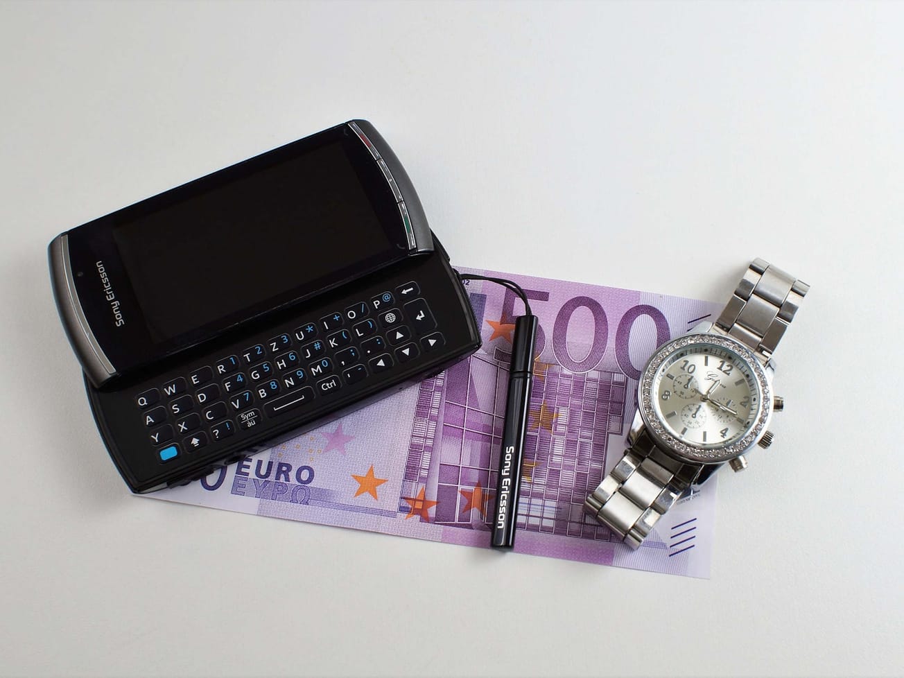 LEGISLATÍVA: Novela zákona o ochrane pred legalizáciou príjmov z trestnej činnosti a o ochrane pred financovaním terorizmu