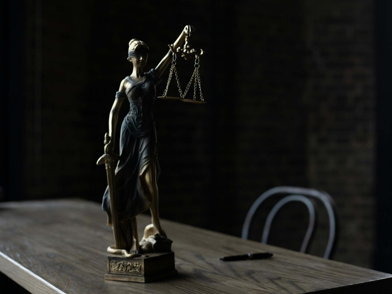 LEGISLATÍVA: Návrh zmien v zákone o sudcoch a prísediacich