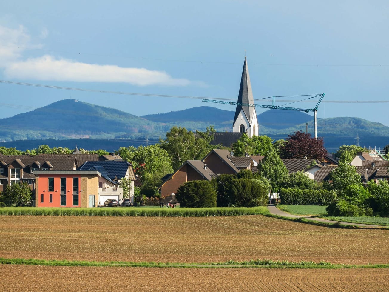 JUDIKATÚRA: Preskúmavanie uznesení obecného zastupiteľstva v správnom súdnictve