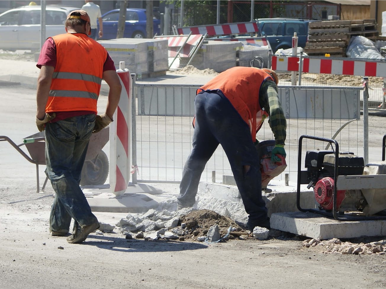 JUDIKATÚRA: Náhrada nemajetkovej ujmy z titulu prekročenia maximálneho týždenného pracovného času